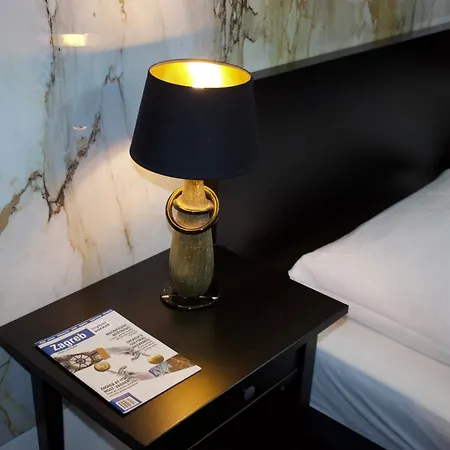 National Hotel 3*